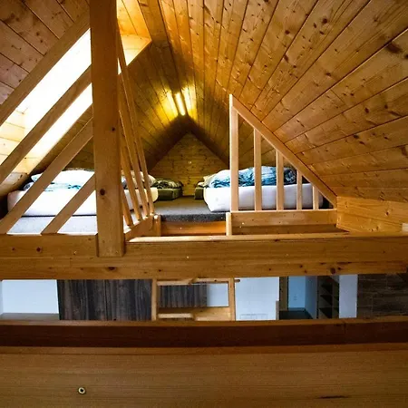 Statek U Kalinu 诺夫梅斯托纳马瑞夫